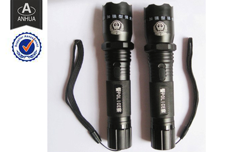EB-1101型电子防暴器